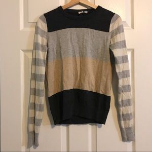 Gap colorblock sweater